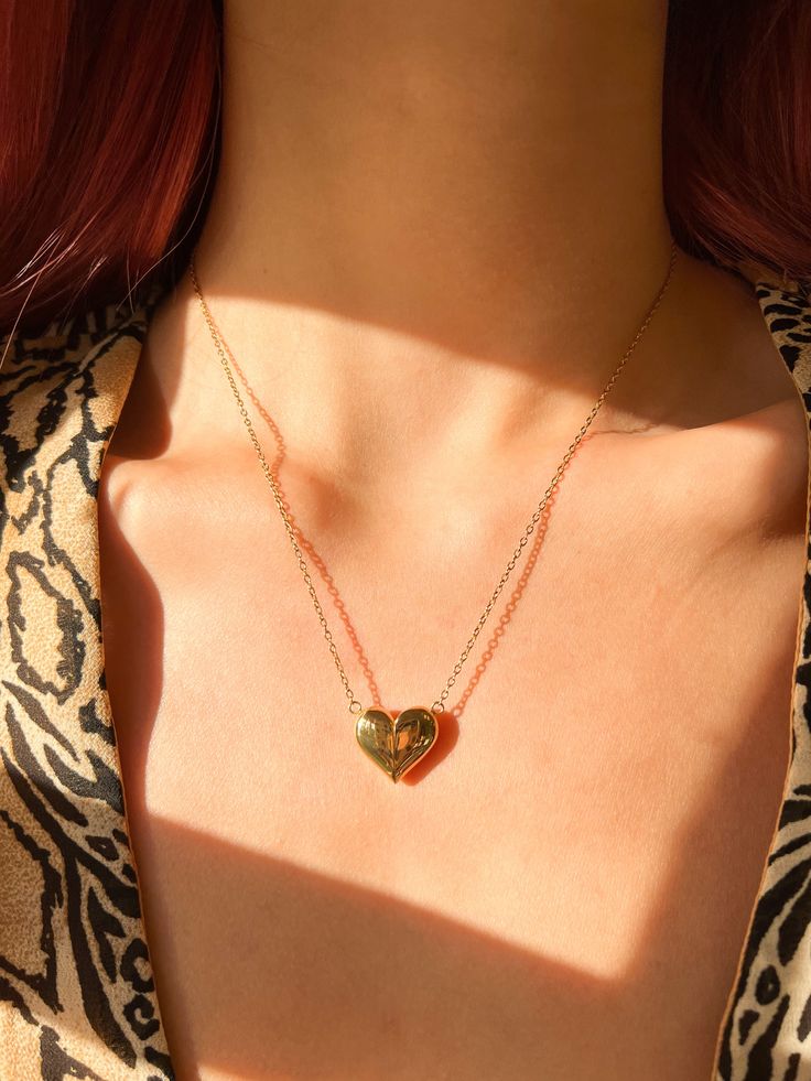 18K Gold Plated Stainless Steel Water Safe Hypoallergenic Anti-Tarnish Rust Free Length: 40+5cm Gold Heart Necklace With Delicate Chain, Gold Heart Pendant Charm Necklace, Tarnish Resistant, Dainty Round Heart Necklace Tarnish Resistant, Gold Tarnish-resistant Heart Pendant Charm Necklace, Tarnish Resistant Heart Pendant Necklaces For Mother's Day, Dainty Gold-tone Heart Jewelry, Gold-tone Heart Jewelry For Anniversary, Gold Plated Heart Jewelry, Tarnish Resistant, Gold Plated Heart Shaped Tarnish Resistant Jewelry