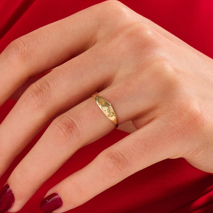 14k Real Solid Gold Dainty Rose Engraved Slim Signet Ring for Women. Birth Flower Pinky Ring with Yellow, White, and Rose Gold Color Options. Whether attending a formal event, a casual gathering, or simply adding elegance to your everyday style, this minimalist statement ring will be a perfect and timeless choice. The ring can be made with yellow, rose, or white gold, please choose your size from the dropdown menu options above. 𝐑𝐢𝐧𝐠 𝐃𝐞𝐭𝐚𝐢𝐥𝐬 ❥ Solid gold, available in 10, 14 & 18 kara Dainty 14k Stamped Open Ring, Gold Engraved Delicate Rings, Dainty 14k Stamped Open Engraved Ring, Engraved 14k Gold Toe Ring, Delicate Gold Engraved Rings, Delicate Engraved Gold Rings, 14k Gold Engraved Ring For Promise, 14k Gold Open Flower Ring For Anniversary, Gold Engraved Ring For Promise