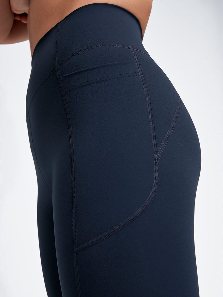 A soft touch and a firm hold, hugging and smoothing your body with two clever hip pockets for your secret weapons; the FATAL ATTRACTION legging is crafted from our mid-weight seamed and sculpting PEACH PERFECT fabric. Totally squat-proof, these leggings are opaque and have a sleek matte appearance, while the hidden waistband technology supports and flattens - cutting a streamlined silhouette. Equally suited for cardio, strength training, running and studio classes, these do-it-all leggings will Organic Bag, Fatal Attraction, Find Your Match, Training Running, Squat Proof, Fast Fashion, Sport Shorts, Strength Training, Cardio