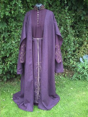 Urizen Costume Wizard Robes Aesthetic, Elven Robes, Elven Coat, Elf Clothing, Elven Clothing, Wizard Robes, Gaun Abad Pertengahan, Elven Dress, Wizard Costume