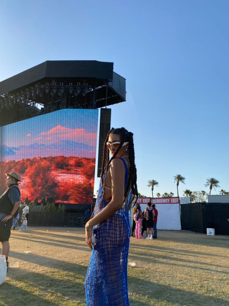 festival outfit look, braids, blue crochet knitted dress, inspo, pic , photo Braids Blue, Crochet Outfit, Crochet Knit Dress, Pic Photo, Blue Crochet, Dress Inspo, Outfit Look, Knitted Dress, Festival Outfit