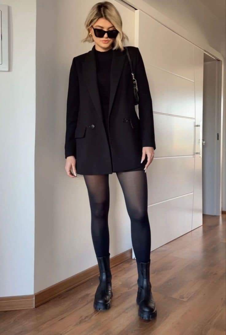 Flat Boots Work Outfit, Wealthy Outfit Aesthetic, Del Mar Fair Outfits, Short Coats Outfit, Pub Drinks Outfit, Autumn Formal Outfit, Outfit Vestido Invierno Casual, Leather Skinnies Outfit, Dark Acamedia Outfits