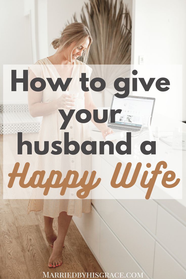 a woman standing in front of a laptop with the words how to give your husband a happy wife