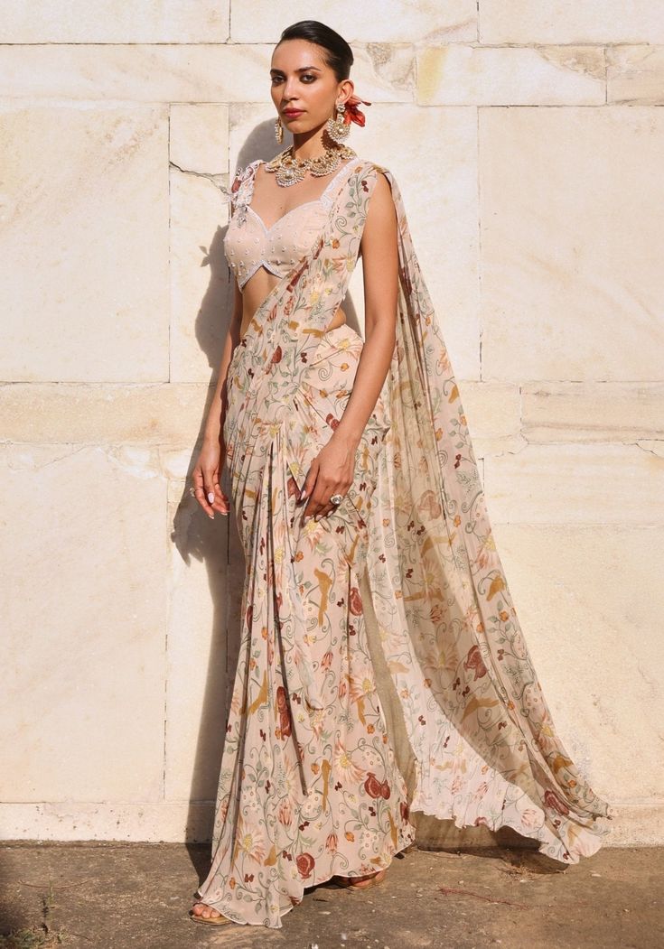 Blush Pink Printed Pre Draped Saree set Seema Thukral - Fabilicious Fashion Bohemian Fitted Silk Pre-draped Saree, Bohemian Style Fitted Pre-draped Saree For Reception, Bohemian Fitted Pre-draped Saree For Reception, Pre Draped Saree, Saree Inspiration, Draped Saree, Indian Wedding Fashion, Simple Saree Designs, Floral Print Sarees