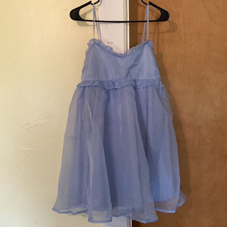 Brand New Light Blue Adjustable Strap Mini Dress With Pockets. Comes In Original Packaging, Only Opened To Try On. The Dress Is Also Lined! From An Online/Instagram Boutique (Bolt Boutique) That Is Closing! Very Light And Airy Feel But Also Short. Would Be Perfect For A Semi-Formal, Easter, Bridal Shower, Baby Shower, Wedding Guest And More! I’m 5’10” And Size 6 Jeans Or M/L Bottoms And It Barely Comes To The Middle Of My Thighs For Reference. It Looks Like There Is A Dirt Mark On The Mesh/Tulle Size 6 Jeans, Tube Top Dress, Spaghetti Strap Mini Dress, Short Sleeve Mini Dress, Shift Dress Black, Mini Slip Dress, Silk Mini Dress, Torrid Dresses, Shower Baby