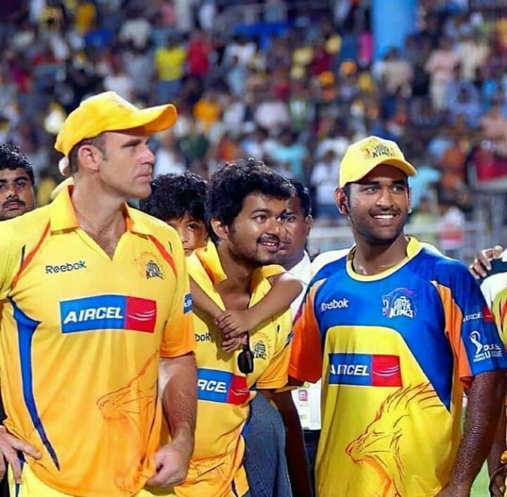 Thalapathy vijay mahi dhoni Sachin Movie, Mahindra Singh Dhoni, Mahatma Phule, Matthew Hayden, Csk Dhoni, Deepak Chahar, Thala Thalapathy, Thalapathi Vijay, Sam Curran