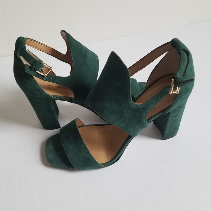 This Is A Banana Republic Loch Green, 3.75 Inch Block Heel Sandal. It Is A Suede With Ankle Straps And Synthetic Lining And A Flexible Rubber Heel. It's New Without Tags Green Open Heel Evening Heels, Chic Green Sandals With 4-inch Heel, Green High Heel Sandals For Evening, Green Open Toe Heels With Heel Strap, Chic Green Sandals With Round Toe, Green Heel Strap Sandals For Evening, Evening Green Sandals With Heel Strap, Green Evening Sandals With Heel Strap, Green Formal Sandals With Buckle Closure