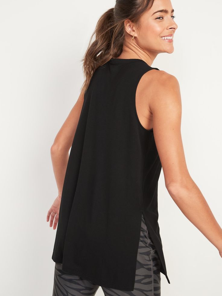 Love wearing those soft athleisure tops all day, every day? Meet our UltraLite All-Day tank top, your workout-meets-weekend game changer‍♀️ Rib-knit crew neck.  Sleeveless arm openings.  Vented sides at hem.  Super-soft, breathable UltraLite je Weekend Games, Athleisure Tops, Top Hits, Advertising And Promotion, Free Label, Tunic Tank Tops, Jack Black, Old Navy Women, Womens Tunics