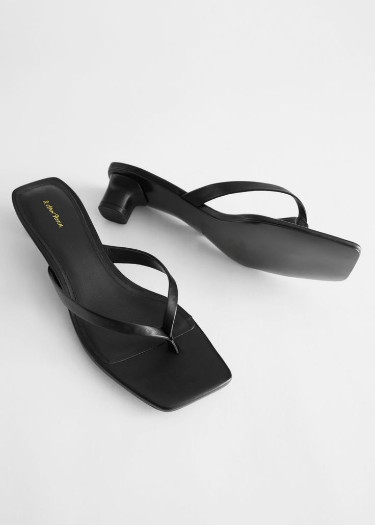 Trending Heels, Heeled Flip Flops, Black Kitten Heels, Black Flip Flops, Leather Flip Flops, Shoe Inspo, Aesthetic Shoes, Black Sandals Heels, Best Of Both Worlds