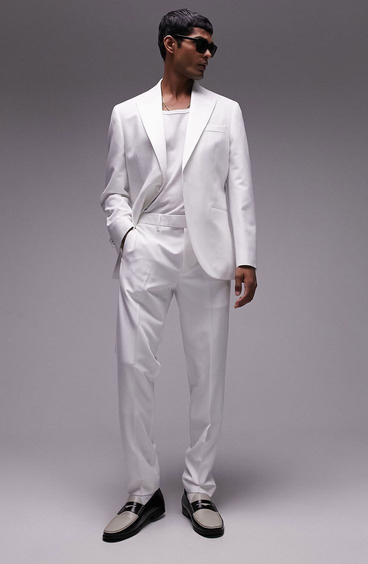 All White Outfit Men, White Suit Men, Men Formal Outfit, Mens White Suit, Prom Outfits For Guys, White Tuxedo Jacket, White Outfit For Men, Male Outfits, Christmas Attire