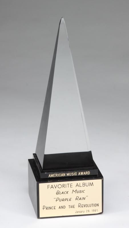 an award for favorite album, black music