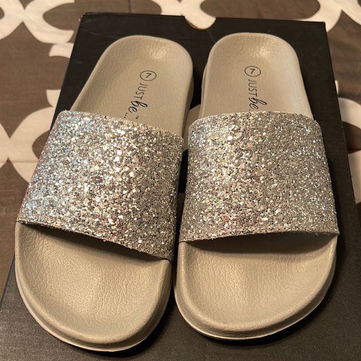 Silver Slide/Sandal Very Comfortable Never Worn Slide Sandals, Women's Shoes Sandals, Shoes Sandals, Size 7, Fast Delivery, Women Shoes, Sandals, Silver, Women Shopping