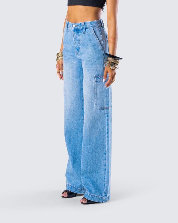 Baggy pants for the win 🙌 Made from denim fabric and featuring trouser pant detailing, a high rise fit, and wide legs - these cargos will add a touch of street chic to any look 💙 Spring Utility Wide Leg Flare Jeans, Casual Flare Jeans With Patch Pockets, Casual Wide-leg Flare Jeans With Patch Pockets, Wide Leg Relaxed Fit Flare Jeans With Pockets, Wide-leg Denim Jeans With Patch Pockets, Spring Utility High Rise Wide Leg Pants, Urban Dark Wash Wide Leg Cargo Pants, Urban Wide Leg Dark Wash Cargo Pants, Spring High Rise Utility Wide Leg Pants