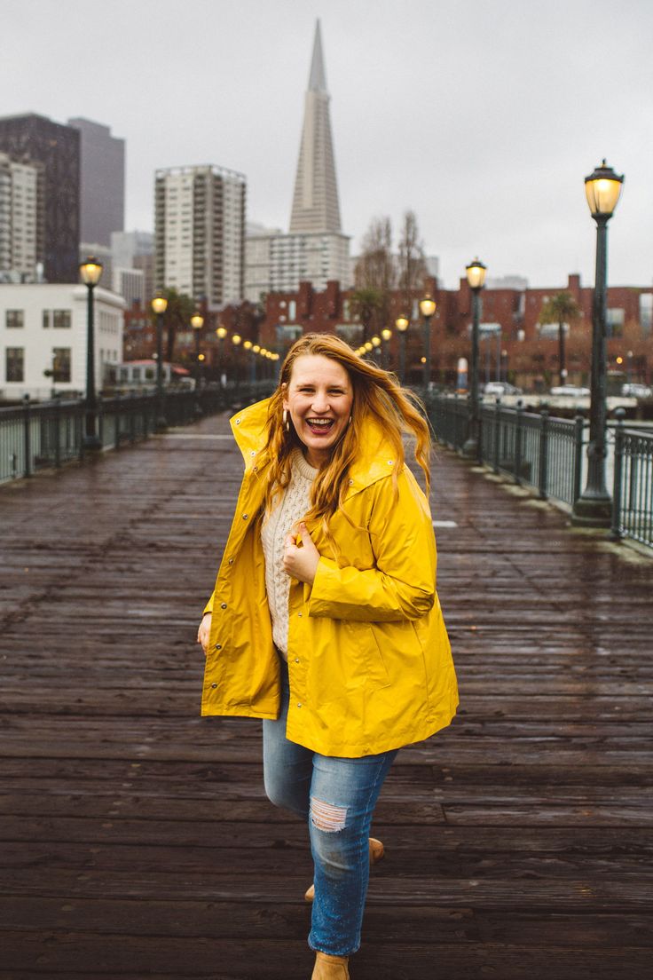 Yellow Rain Jacket Outfit, Yellow Raincoat Outfit, Rain Jacket Outfit, Yellow Rain Jacket, Packable Rain Jacket, Coat Outfit, Raincoat Outfit, Coat Street Style, Waterproof Rain Jacket