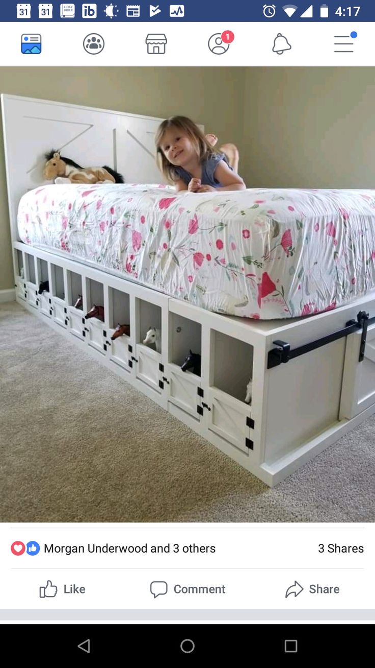 Horse stable under bed Girl Horse Room, Horse Girls Bedroom, Horse Room Decor, Horse Themed Bedrooms, Horse Bedroom, Horse Room, Horse Bedding, Dreams Beds, Breyer Horses