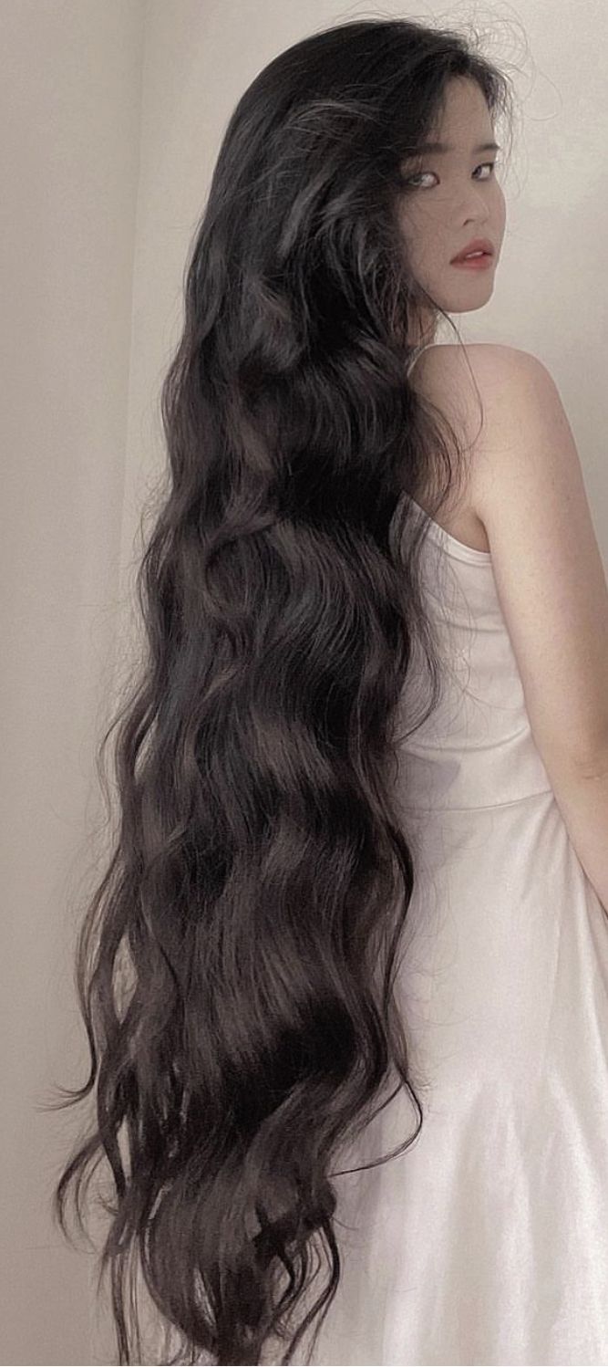 Hair Styles For Long Hair, Styles For Long Hair, Black Hair Aesthetic, Hairstyle Examples, Long Shiny Hair, Hot Clothes, Long Silky Hair, Long Hair Pictures, Really Long Hair