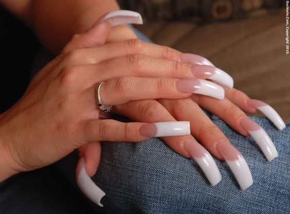 gio ☆ free britney on Twitter: "i love me a cute french tip… " Coffin Curved Acrylic Nails, Long Curved Acrylic Nails French Tip, Medium Length Curved Nails, Curved Nails French Tip, Curve French Tip Nails, Long Curved Acrylic Nails Coffin, Curved Coffin Nails, Nail Square Long, Curve Nails Acrylic