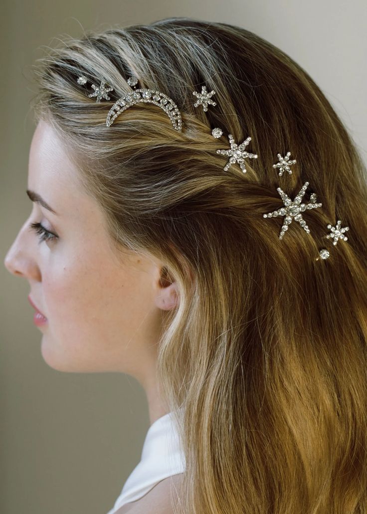 Luxury Hair Accessories, Peinados Recogidos, Jennifer Behr, Hair Accessories Clips, Celebrity Hair Stylist, Bobby Pin, Luxury Hair, Crystal Stars, Bridal Hair Pins