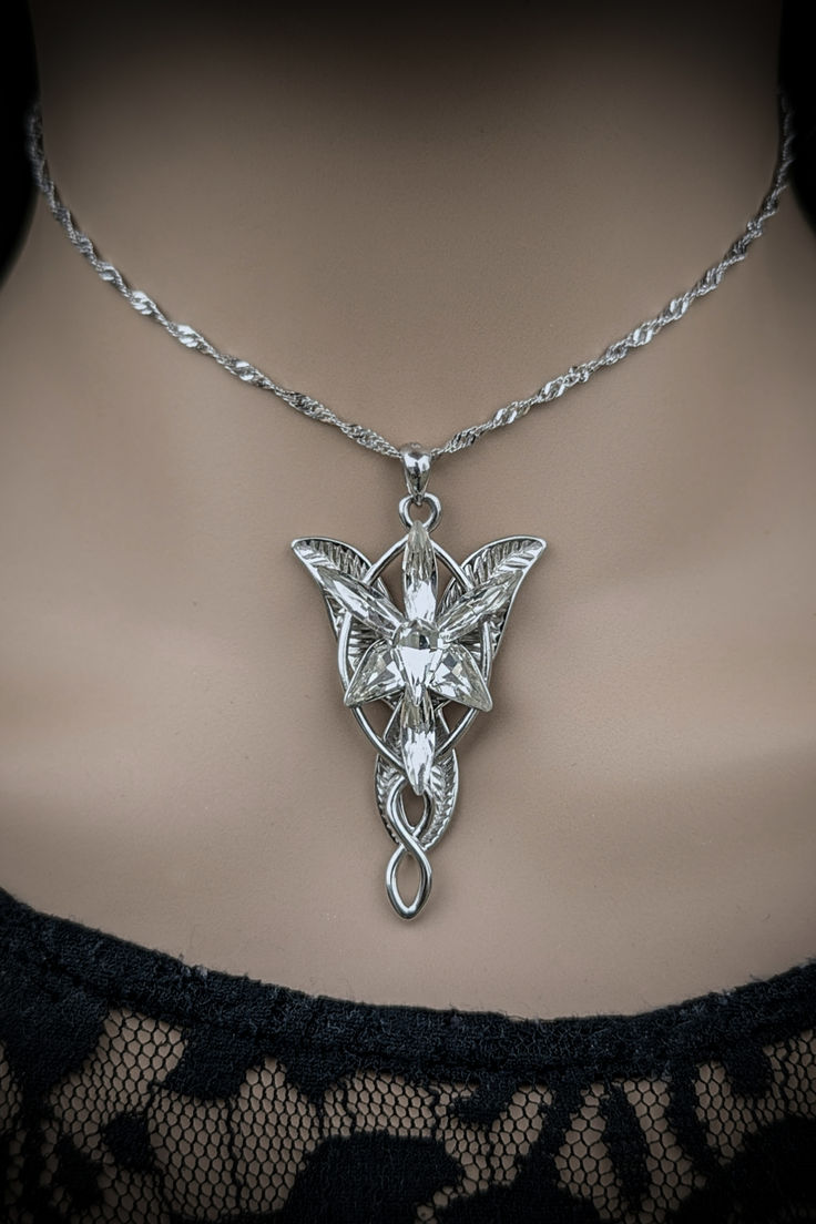 LOTR Arwen Evenstar Necklace, High Quality 925 Solid Sterling Silver Lord of the Rings Evenstar pendant with Free Jewelry Box Magical Sterling Silver Round Pendant Necklace, Fantasy Sterling Silver Jewelry For Gifts, Silver Pendant Jewelry For Fantasy Events, Silver Pendant Necklace For Fantasy Events, Silver Engraved Jewelry For Costume Events, Magical Nickel-free Sterling Silver Jewelry, Silver Engraved Fantasy Jewelry, Magical Sterling Silver Necklace As A Gift, Fantasy Style Engraved Jewelry As Gift