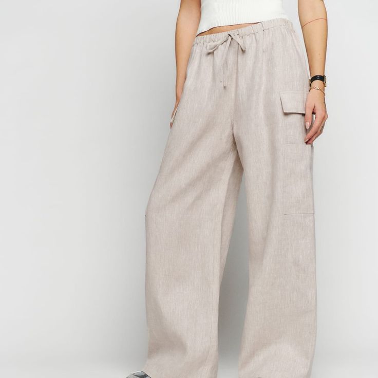 Bought These For A Trip A While Back And They Wound Up Being Too Big For Me - I Didn’t Have Time To Return Them Before Flying Out And Missed The Return Window Smoke Free - Pet Free House - Tags Attached ! Reasonable Offers Accepted Wide Leg Linen Cargo Pants For Loungewear, Linen Cargo Pants With Pockets For Loungewear, Beige Linen Cargo Pants For Spring, Relaxed Wide Leg Pants With Pockets, Spring Beige Linen Cargo Pants, Neutral Wide Leg Pants With Side Pockets, Beige Linen Wide Leg Cargo Pants, Beige Linen Wide-leg Cargo Pants, Relaxed Beige Wide Leg Pants With Pockets