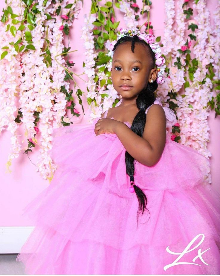 Girls tutu dress. Different colors available. Please DM for custom measurement and colors availability. Thank you Barbie Bridesmaid, Tulle Skirt Women, Tutu Women, Prom Costume, Long Bow, Girls Tutu Dresses, Girl Tutu, Rainbow Wedding, Graduation Photoshoot