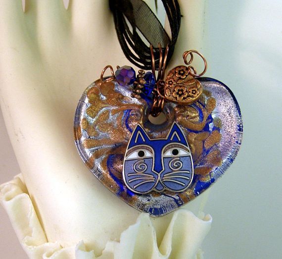 Recycled Vintage Laurel Burch HAPPY CAT  Necklace-Murano Temple Texas, Texas Women, Laurel Burch, Cat Jewelry, Cat Necklace, Happy Cat, Old Art, Crazy Cat Lady, Crazy Cats