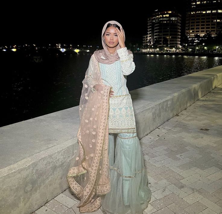 Lengha With Hijab, Sharara With Hijab, Desi Fits With Hijab, Hijabi Eid Outfits Pakistani, Hijab With Desi Clothes, Desi Hijabi, Pakistani Lengha, Eid Shalwar Kameez, Eid Outfits Pakistani