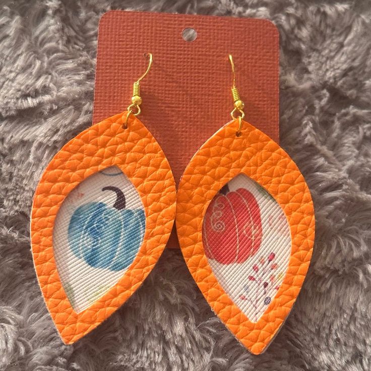 Autumn pumpkin theme dangle earring with orange accent. Fall Orange Earrings As Gift, Orange Earrings For Fall Season Gift, Orange Teardrop Earrings As Gift, Handmade Orange Teardrop Earrings For Gift, Orange Dangle Earrings For Halloween, Handmade Orange Teardrop Earrings, Casual Orange Earrings, Fall Season Gift Dangle Earrings, Nickel Free Orange Drop Earrings