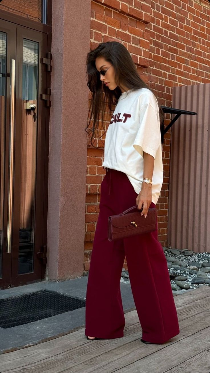 Summer Outfits For Deep Winter, Deep Winter Outfits For Summer, Deep Winter Summer Outfits, Deep Winter Wardrobe, Shirt And Short Outfit, Vacation Outfits Baddie, Burgundy Outfit Ideas, Outfit Ideas Cold Weather, Layered Outfits Aesthetic