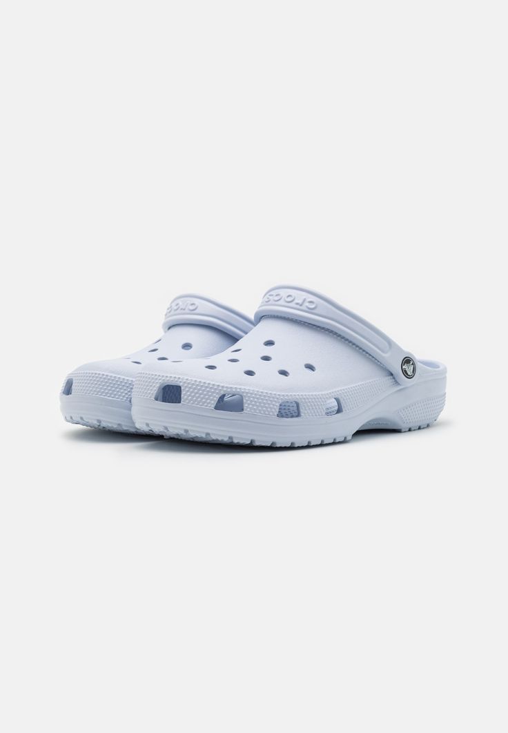 Crocs Colors, Light Blue Crocs, Crocs Aesthetic, Girly Christmas Gifts, Blue Crocs, Crocs Fashion, Preppy Shoes, Shoe Wishlist, Cute Slippers