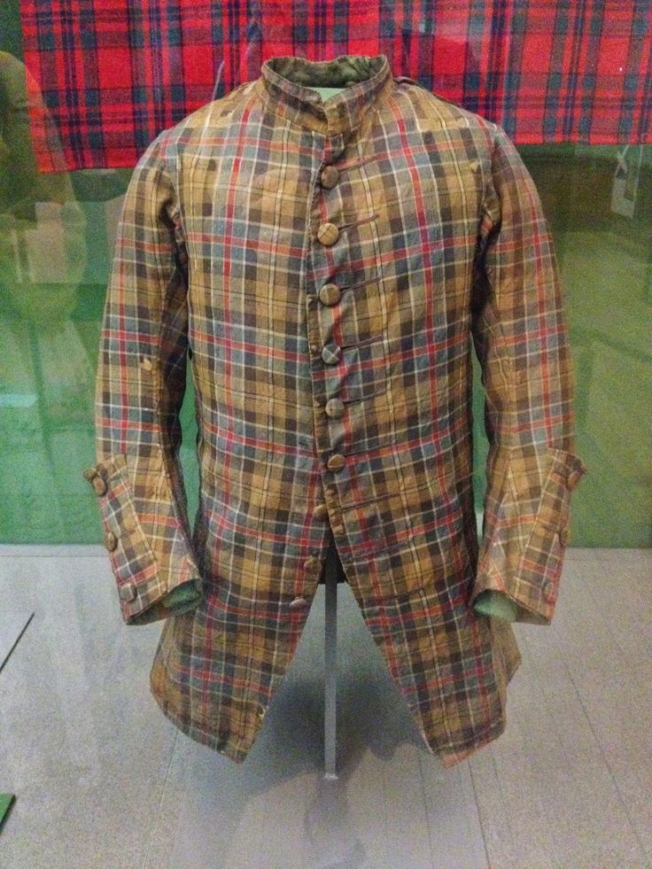 Glasgow Museum, Scottish Clothing, Irish Tartan, Tartan Coat, Tartan Clothing, Colonial Dress, 18th Century Costume, 18th Century Clothing, Black Watch Tartan