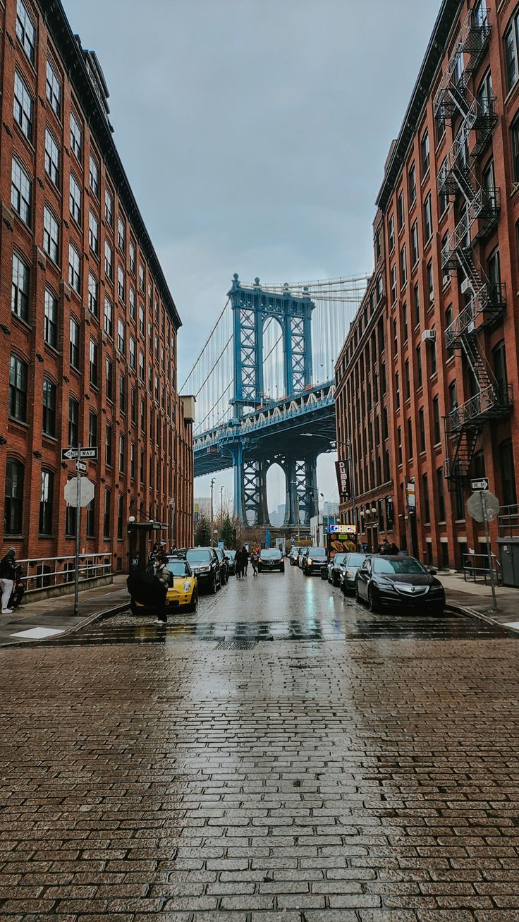 dumbo, brooklyn, ny, new york, manhattan bridge, nueva york Dumbo New York Photography, Brooklyn Nine Nine Wallpaper Iphone, Brooklyn Bridge Aesthetic, Nyc Scenery, Brooklyn Photoshoot, Brooklyn Winter, Brooklyn Aesthetic, Dumbo New York, New York City Christmas