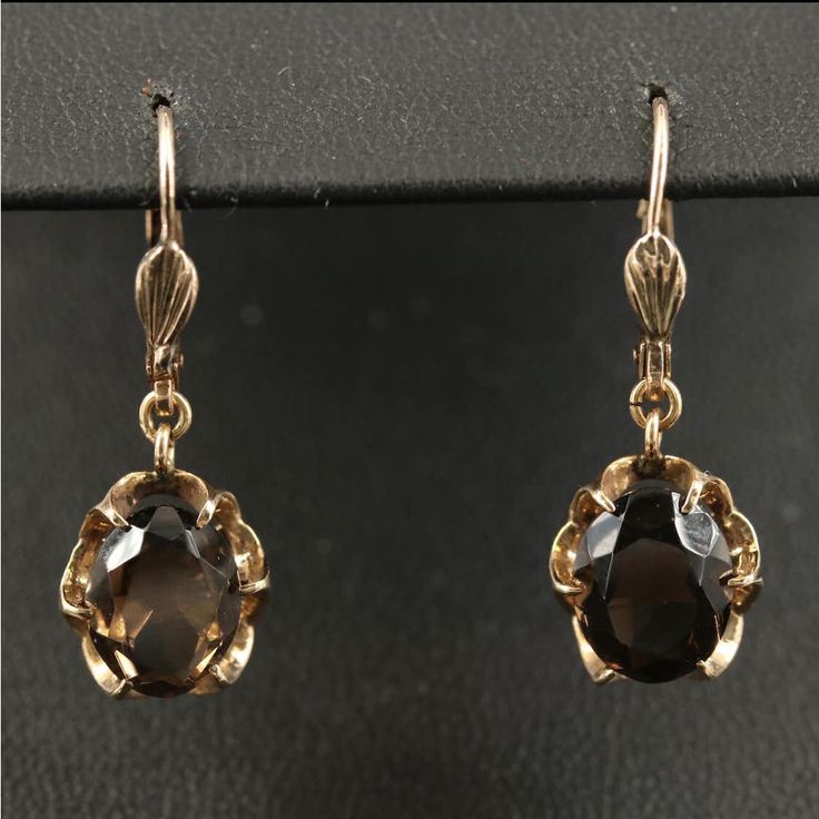 10k Yellow Gold & Smokey Quartz Earrings Leverback Earrings Length: Approximately 1” Weight: 3.10 Grams Beautiful Earrings Elegant Gold Jewelry With Smoky Quartz, Smoky Topaz Earrings, Handmade Brown Smoky Quartz Jewelry, Smokey Quartz Jewelry, Luxury Gold Smoky Quartz Jewelry, Diamond Dangle Earrings, Leverback Earrings, Smokey Quartz, Quartz Earrings