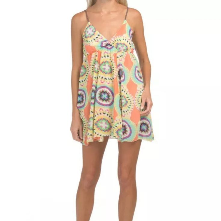 New With Tags. Printed Multi Colored Beach / Summer Dress With Brown Braided Spaghetti Straps Size L (Juniors Size 9/11 And Also Fits Women's Size 10/12) Chest / Bust = 35 - 37.5 Inches Waist = 28 - 29.5 Inches V Neck Elastic Waist Lined Fast Shipping From North Carolina. Stored In A Smoke Free Environment. Casual Multicolor Print Sundress, Spring Mini Sundress With Vibrant Print, Casual Spaghetti Strap Vacation Dress, Summer Sundress With Vibrant Print, Summer Multicolor Mini Dress With Spaghetti Straps, Colorful Patterned Summer Mini Dress For Spring, Summer Mini Dress With Vibrant Print For Brunch, Colorful Patterned Mini Dress For Spring, Colorful Patterned Mini Dress For Spring And Summer