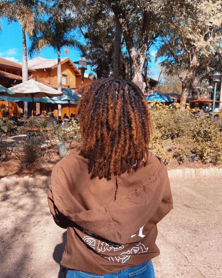 Locs With Brown Tips, Cinnamon Colored Locs, Ombré Brown Locs, Black Locs With Brown Highlights, Brown And Black Locs Black Women, Dyed Locs Highlights, Messy Starter Locs, Copper Brown Locs Black Women, Dyed Loc Ideas