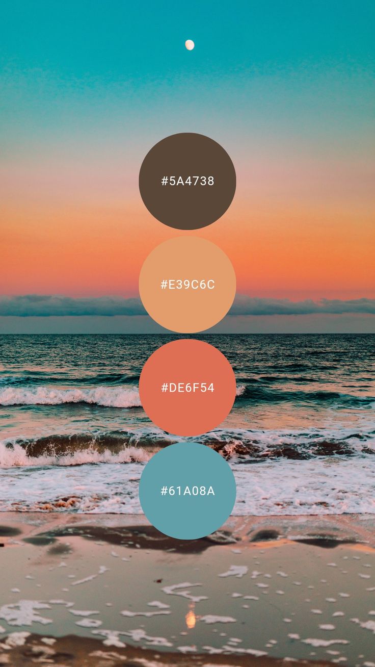 an image of the ocean with different colors