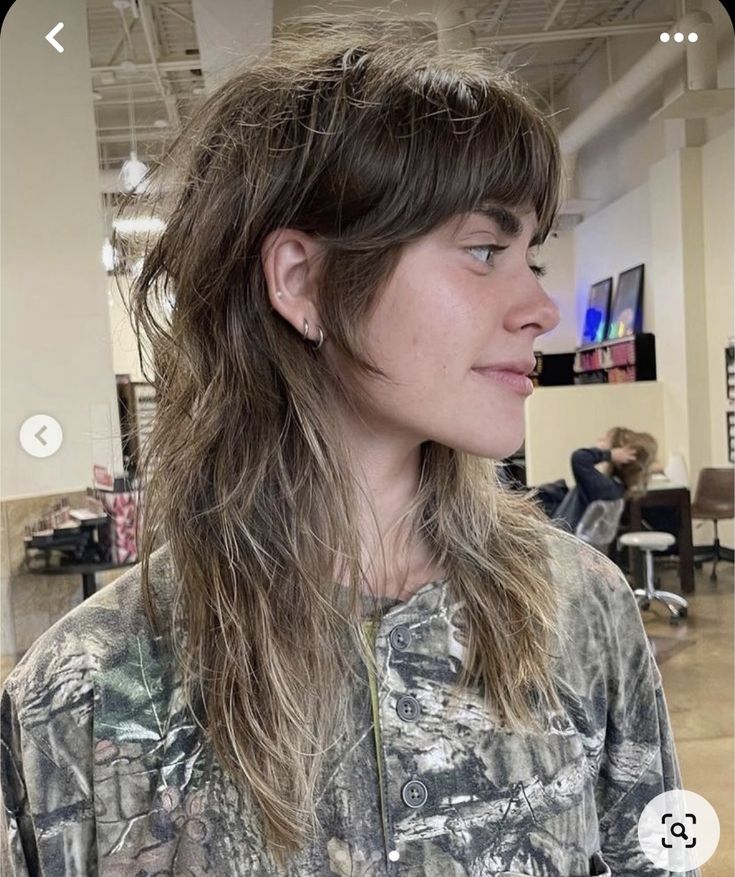 Mullet Shag Long Hair, Shag Grunge Hair, Hannah Louise Poston Hair, Women Shaggy Mullet, Shag Hair Curtain Bangs, Straight Textured Hair, Womens Long Mullet, Wolf Cut With Straight Bangs, Slight Shag Haircut