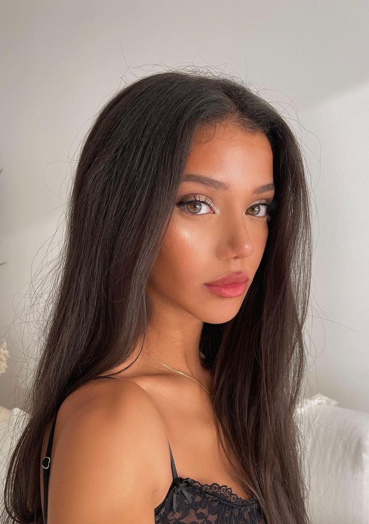 Dina Denoire, Light Brown Skin, Straight Black Hair, Skin Undertones, Skin Model, Girl With Brown Hair, Olive Skin, Brown Girl, Tan Skin