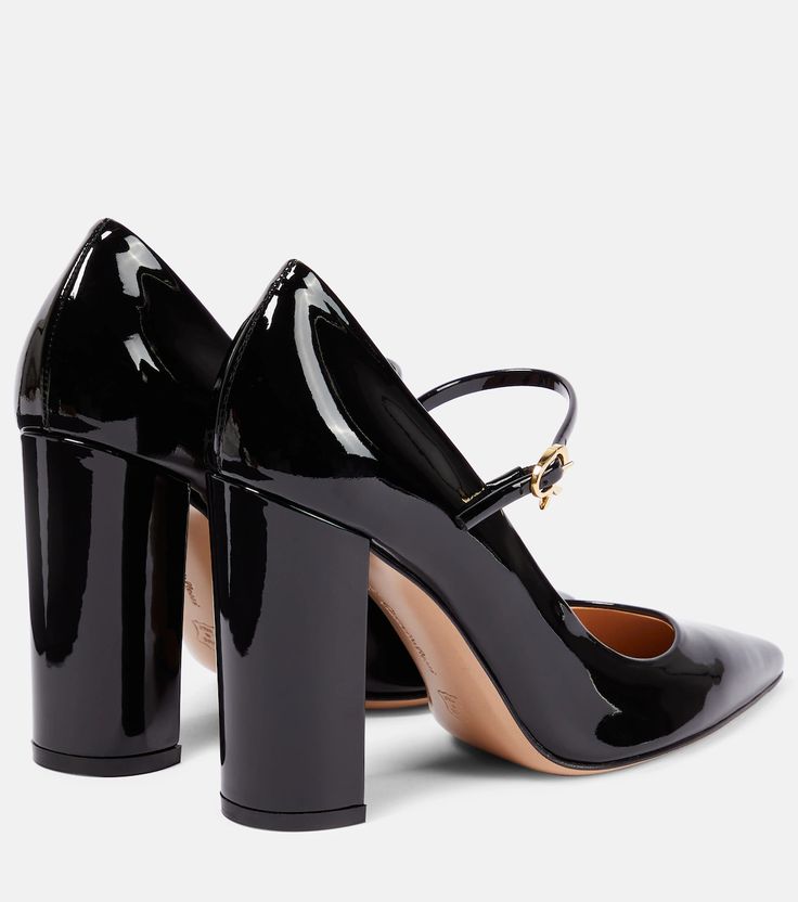 Patent Leather Pumps in Black - Gianvito Rossi | Mytheresa Black Patent Leather Pumps, Rossi Shoes, Pink Pumps, Patent Leather Pumps, Gianvito Rossi, Slingback Pump, Platform Pumps, Black Patent Leather, Leather Pumps