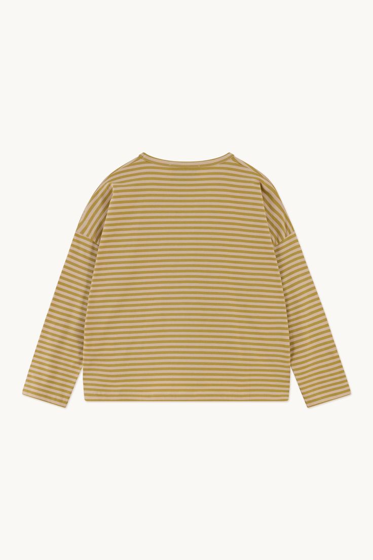 This striped t-shirt is crafted from Pima cotton in green ochre and vanilla hues. It features a round neckline, long sleeves, and a relaxed fit. Designed for comfort and style. Use our virtual size assistant to find your perfect fit. Color Ocre, Striped Long Sleeve Tee, Tiny Cottons, Striped T Shirt, Pima Cotton, Striped Long Sleeve, Long Sleeve Tee, Round Neckline, What To Wear