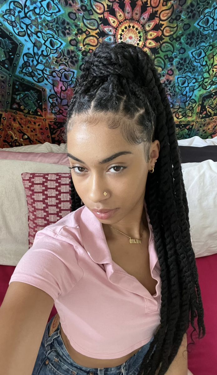 Hairstyles With Twists, Sunday Funday Outfit, Outfit Black Women, Braids Hairstyles Pictures, Cute Box Braids Hairstyles, Twist Braid Hairstyles, Pretty Braided Hairstyles, Natural Hair Beauty, Hair Laid