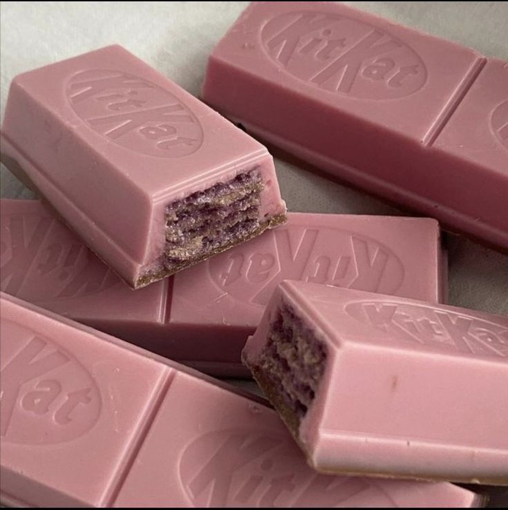 #pink #food Soft Pink Theme, Baby Pink Aesthetic, Pink Chocolate, Pink Foods, Think Food, Pastel Pink Aesthetic, Pink Girly Things, Pink Vibes, Pink Themes