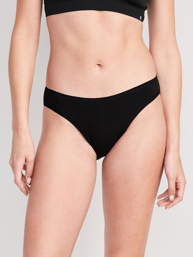 elasticized waistband elasticized leg openings sits below belly button fitted moderate coverage xs = sizes 0-2 s = sizes 4-6 m = sizes 8-10 l = sizes 12-14 xl = sizes 16-18 models are approx.  5'9" and wear sizes s (4), l (12), and xl (18)machine wash according to the care instruction label Jack Black, Old Navy Women, Bra Women, Belly Button, Summer Sale, Mid Rise, Old Navy, Models, Plus Size