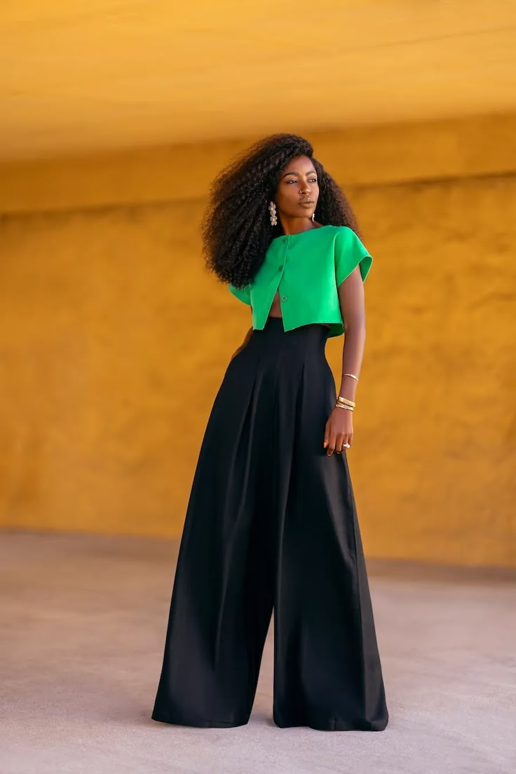 Style Pantry Outfits, Midi Pencil Skirt Outfit, Buttoned Crop Top, High Waisted Skirt Outfit, Palazzo Pants Outfit, Fitted Denim Shirt, Midi Dress Outfit, Wide Legged Pants, Style Pantry