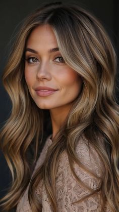 Healthy Blonde Balayage, Fall Hair Blonde Highlights, Bronde Balayage Winter, Fall Hair Dark Blonde, Long Balayage Hair Blonde, Bronde Balayage Cool Tone, Warm Bronde Balayage Straight Hair, Sandy Bronde Haircolor, Winter Bronde Haircolor