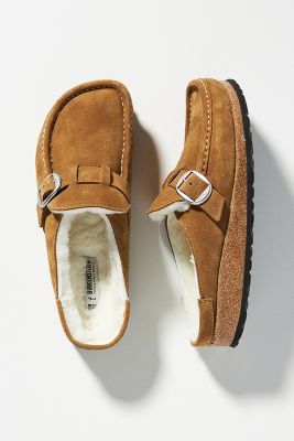 Shop the Birkenstock Buckley Shearling Clogs and more at Anthropologie today. Read customer reviews, discover product details and more. Birkenstock Buckley Clog, Shearling Clogs, Birkenstock Buckley, Shoe Obsession, Cute Shoes, Birkenstock, Me Too Shoes, Clogs, Casual Shoes