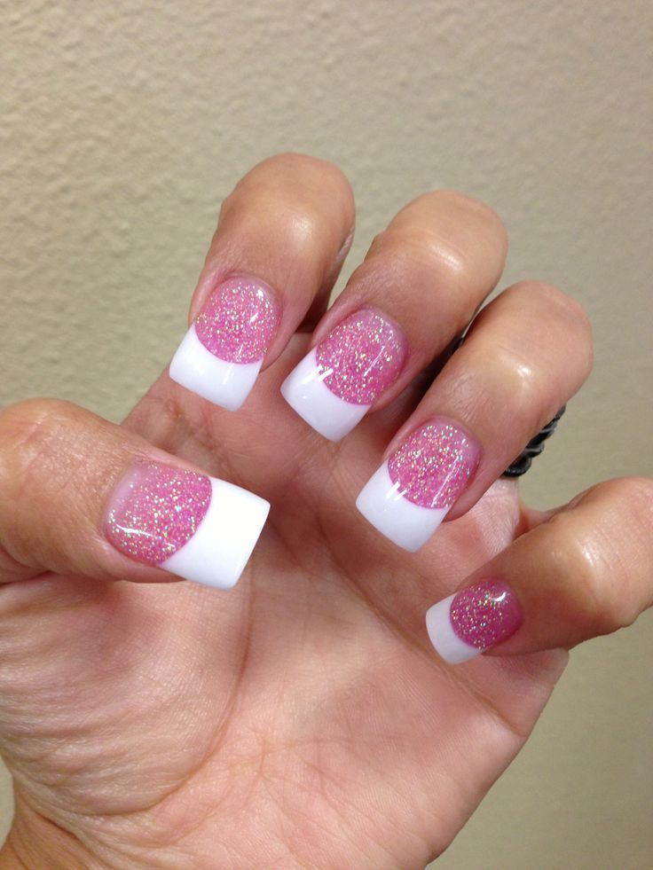 Nails Pink Mcbling Nails, Short Mcbling Nails, Easy Nail Polish Ideas, Trashy Nails, 2000 Nails, Mcbling Nails, Nail Polish Ideas Easy, Easy Nail Polish, Pink Mcbling