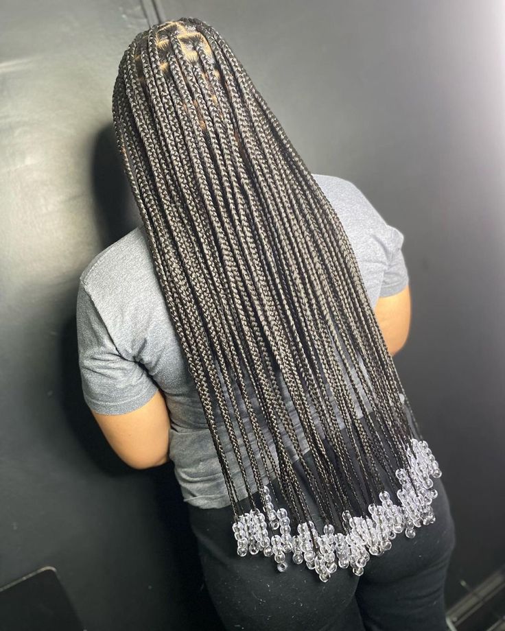 Long Knotless Box Braids With Beads And Color, Knotless With Beads Hairstyles, Box Braids Beads, Knotless Braids Styles, Braids Styles, Long Box Braids, Box Braids Hairstyles For Black Women, Braided Cornrow Hairstyles, Braided Hairstyles For Teens