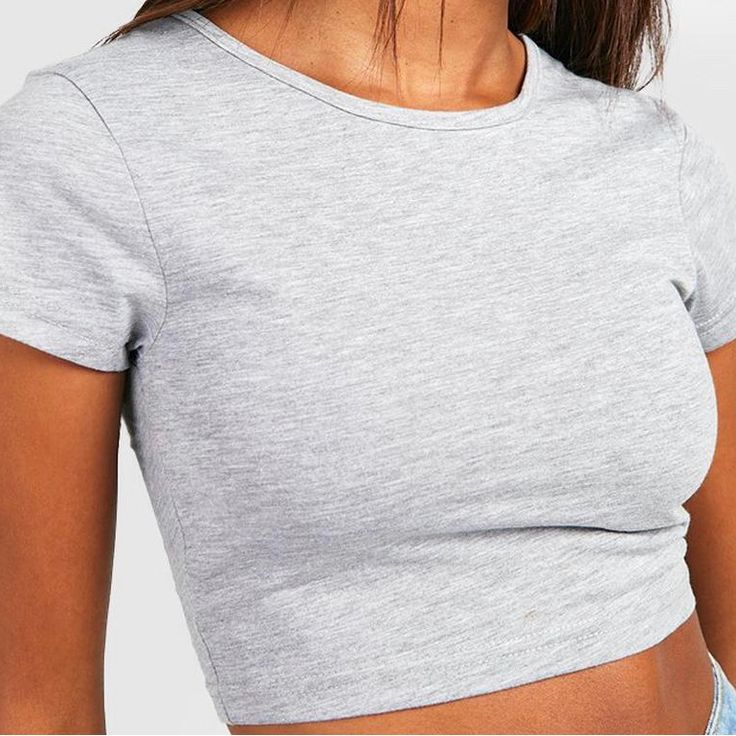 This Is A Perfect Shirt For A Casual Look In The Summer! Gray Plain Tops For Summer, Fitted Basic Plain Tops, Gray Plain Summer Tops, Casual Fitted Crop Top Shirt, Simple Cropped Tops For Spring, Basic Plain Crop Top, Plain Cotton Crop Top For Spring, Fitted Cotton Plain Tops, Fitted Plain Cotton Tops