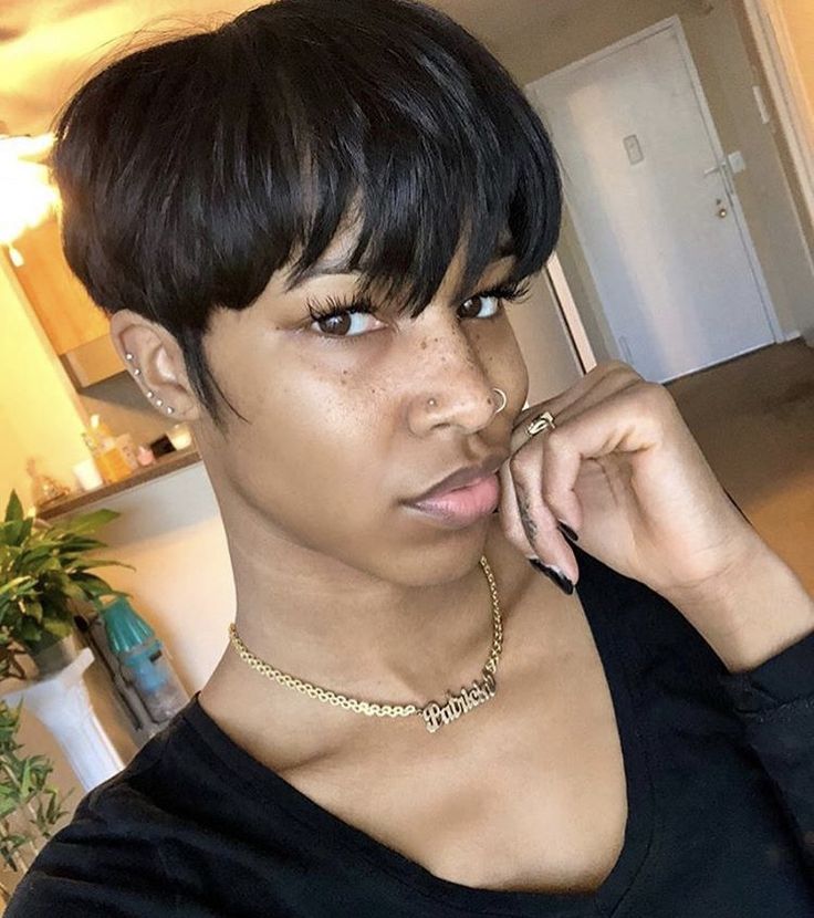 Pixie Cut With Bangs Black Women, 90s Short Hair Black Women, Mushroom Cut, Pixie Haircut For Black Women, Pixie Cut With Bangs, Cut Life, Great Haircuts, Short Hair Pixie Cuts, Sassy Hair